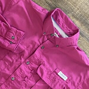 Magellan Outdoors Fish Gear Magenta Men's M Button Up Shirt Gorpcore Utility